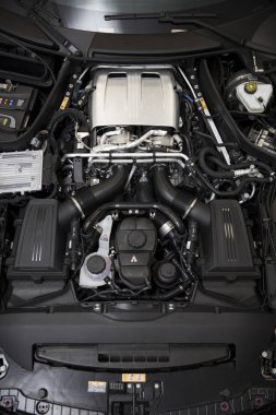 Belgrade, Sırbistan - 30 Nisan 2018: Ayrıntı Engine 2017 Mercedes-Amg Gt C Coupe. AMG Gt C Coupe 2017 Detroit Otomobil Fuarı'nda açıldı.