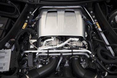 Belgrade, Sırbistan - 30 Nisan 2018: Ayrıntı Engine 2017 Mercedes-Amg Gt C Coupe. AMG Gt C Coupe 2017 Detroit Otomobil Fuarı'nda açıldı.