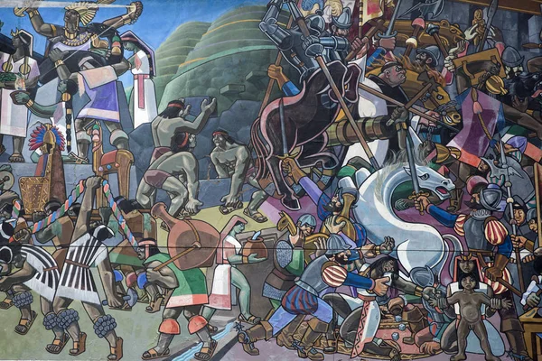 Cusco, Peru - 5 Ocak 2018: Cusco, Peru için duvar detayını. Peru tüm tarihinin gösterir duvar resmi Juan Bravo tarafından 1992 yılında yapıldı.