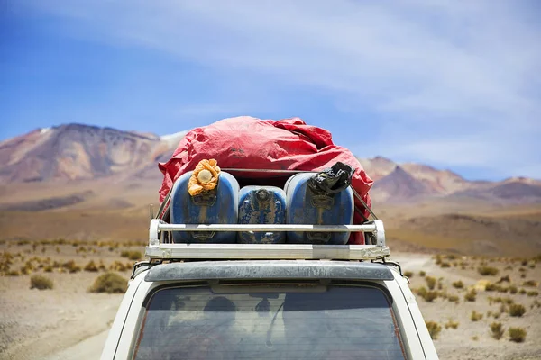 Автомобиль Пустыне Дали Эдуардо Авароа Андская Фауна Национальный Заповедник Боливии — стоковое фото