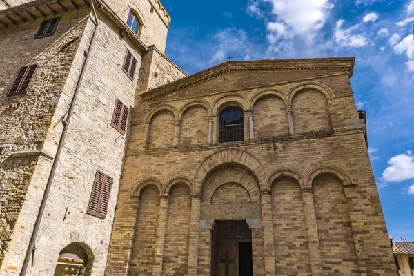 Nézd Régi Templom Chiesa San Bartolo San Gimignano Toszkána Olaszország — Stock Fotó