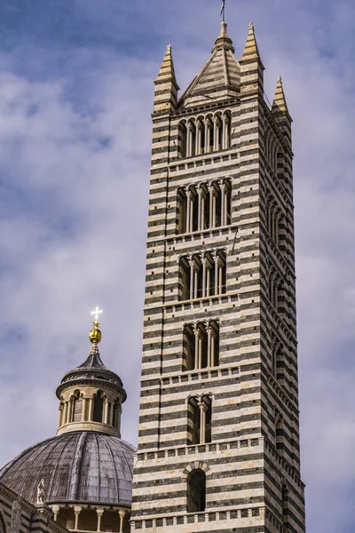 Vue Rapprochée Cathédrale Sienne Italie — Photo
