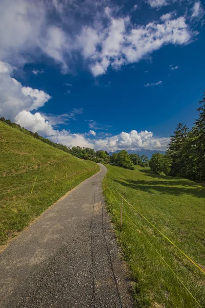 Maienfeld Sviçre Yakınındaki Heididorf Yolu — Stok fotoğraf