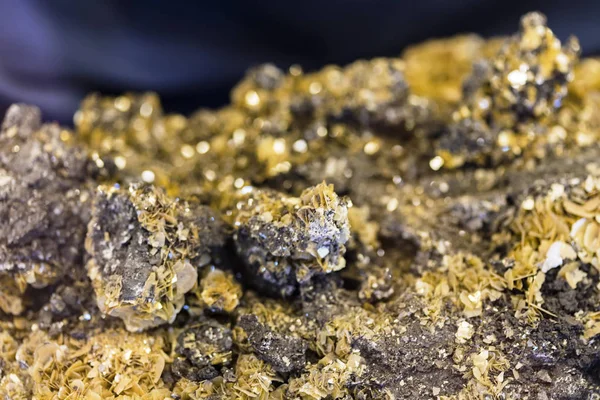Wulfenite Mineral Manzaraya Kadar Kapatın — Stok fotoğraf