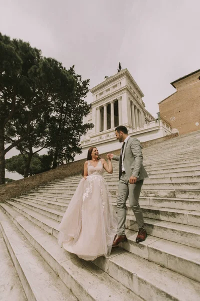 Loving Bride Groom Walking Outdoors Spagna Square Trinita Dei Monti — Stock Photo, Image