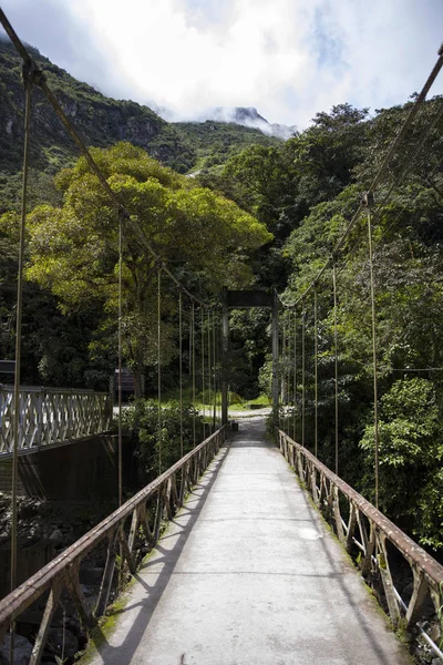 Closeup Bridge Urubamba River Peru South America — Stock Photo, Image