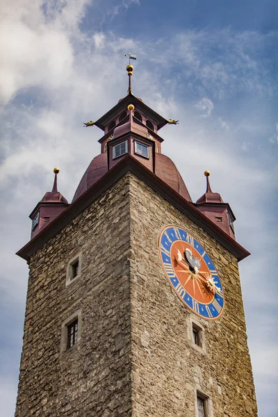 Vista Para Torre Relógio Câmara Municipal Lucerna Suíça — Fotografia de Stock
