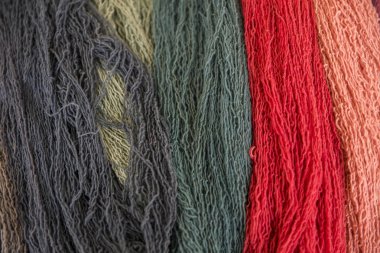 Renkli yün konu closeup manzaraya