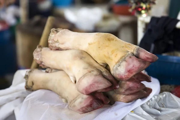 Blick Auf Schweineschenkel Und Hufe Auf Dem Cusco Markt Peru — Stockfoto