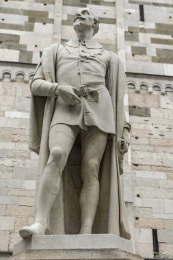 İtalyan şair Alessandro Tassoni Modena, İtalya 1860 Alessandro Cavazza tarafından yapılmış heykeli