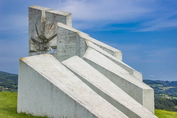 Batalhão Dos Trabalhadores Segunda Guerra Mundial Monumento Kadinjaca Sérvia — Fotografia de Stock