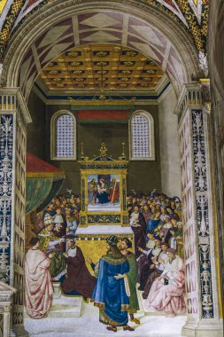 Siena, İtalya - 8 Nisan 2016: İç Siena Katedrali'nin İtalya. Siena Katedrali'nin Meryem Varsayım için adanmış.