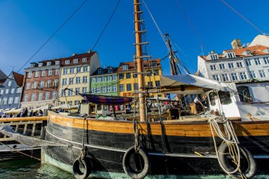 Kopenhag, Danimarka - 13 Haziran 2018: Nyhavn Kopenhag, Danimarka detay. 17. yüzyıl waterfront ve eğlence bölgesinde Kopenhag Nyhavn olduğunu.