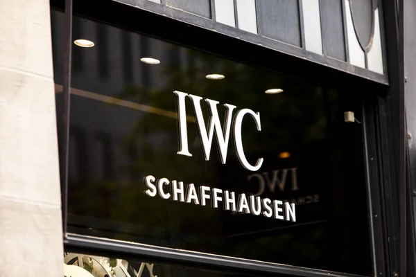 瑞士苏黎世 2018年5月17日 瑞士苏黎世的 Iwc 万国表专卖店详情 国际钟表公司是瑞士沙夫豪森的一家豪华手表制造商 — 图库照片