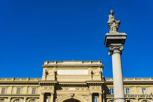 Vista Columna Abundancia Piazza Della Repubblica Florencia Italia —  Fotos de Stock