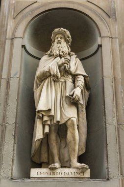 Leonardo da Vinci anıt Floransa, İtalya, görüntüleme