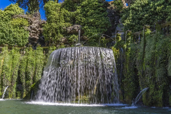Villa Este Tivoli Talya Için Oval Çeşmede Görüntülemek — Stok fotoğraf