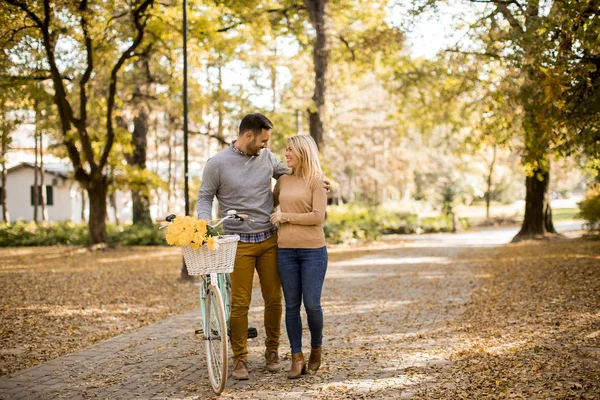 Active Young Couple Enjoying Together Romantic Walk Bicycle Golden Autumn — Stock Photo, Image