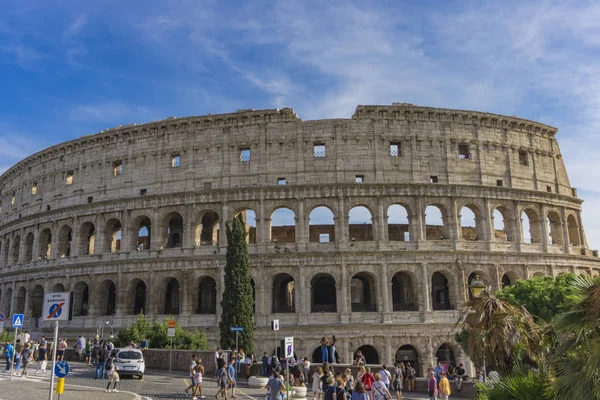 이탈리아 2018 미확인된 Colloseum 이탈리아에 그것은 로마와 이탈리아의 뛰어난 랜드마크입니다 — 스톡 사진