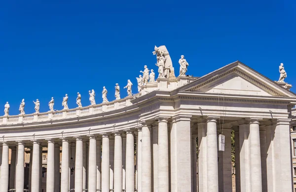 Vatikanen September 2018 Detalj Peterskyrkan Vatikanen Det Världens Största Kyrkobyggnad — Stockfoto
