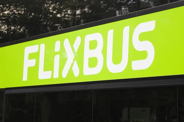 Цюрих Швейцария Сентября 2018 Деталь Автобуса Flixbus Цюрихе Швейцария Немецкий — стоковое фото