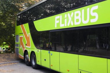 Zürih, İsviçre - 23 Eylül 2018: Zürih, İsviçre, ayrıntı Flixbus otobüs. FlixBus, 2011 kurulan Avrupa'nın otobüs hizmeti sağlayan bir Alman markası olan BM Münih, Almanya.