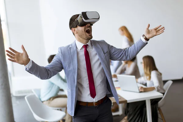 Businessman Making Team Training Exercise Team Building Seminar Using Glasses — Stock Photo, Image