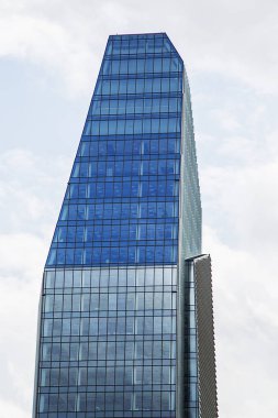 Milan, İtalya - 31 Mayıs 2016: Elmas Kulesi Milan, İtalya, görünümü. Bu 140m yüksek bina Kohn Pedersen Fox tarafından tasarlanmıştır ve 2012 açılmıştır.