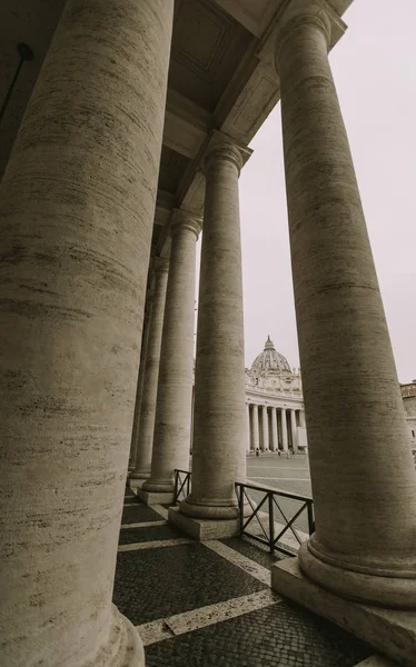 Detail Der Kolonnade Auf Dem Petersplatz Vatikan — Stockfoto