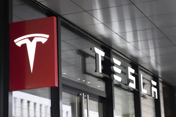 Basel Switzerland September 2018 Detail Tesla Store Basel Switzerland American — Stock Photo, Image