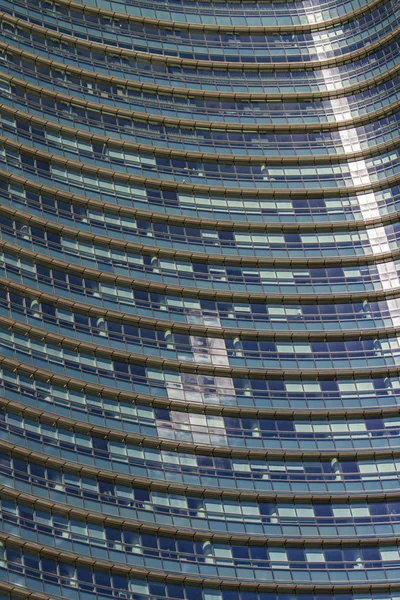 ミラノ イタリア 2017 ミラノ イタリアでウニクレーディトイタリアーノ タワーの詳細 2012 231 タワーがオープンした イタリアで最も高い建物です — ストック写真
