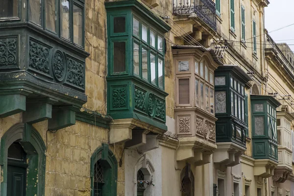 Malta Dan Binasında Geleneksel Balkon Penceresi — Stok fotoğraf