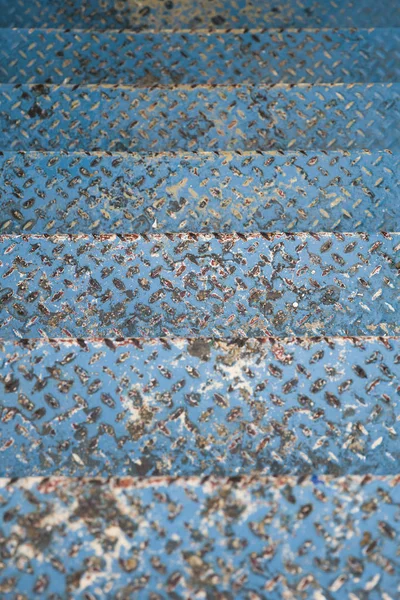 Вид Зверху Старий Синій Метал Сходи Фон — стокове фото