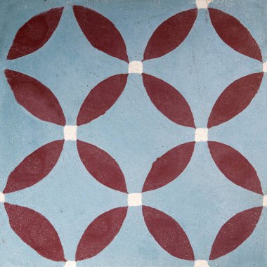 Geometrik şekilli renkli geleneksel Bali seramik fayans