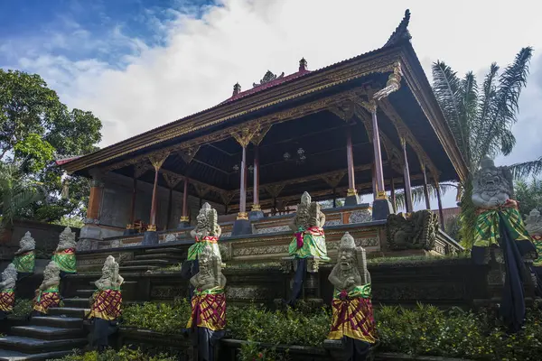 Ubud Koninklijk Paleis op Bali, Indonesië — Stockfoto