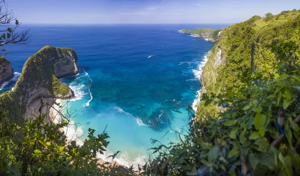 Endonezya Nusa Penida adasında Kelingking plaj — Stok fotoğraf