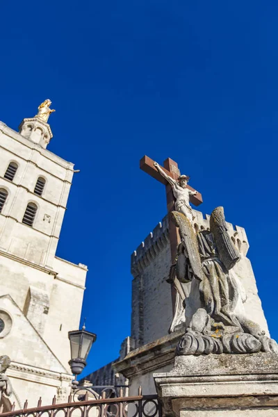 Catedral de Nossa Senhora das Doms em Avinhão, França — Fotografia de Stock