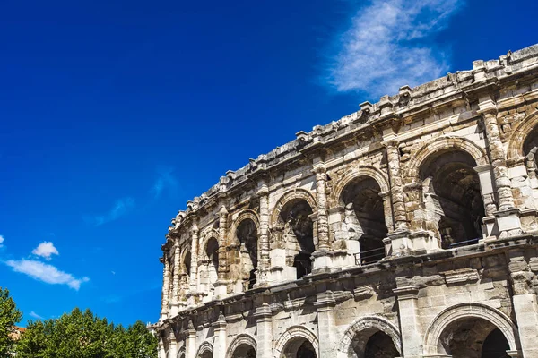 Arena de Nimes, anfiteatro romano na França — Fotografia de Stock