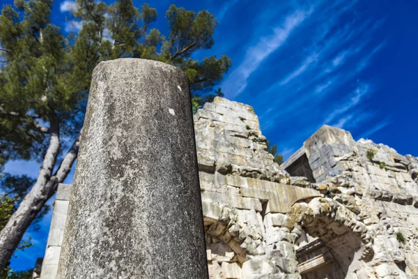 Nimes'teki Diana Tapınağı, Fransa — Stok fotoğraf