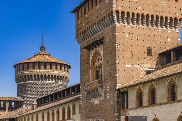 Castillo de Sforza en Milán, Italia — Foto de Stock