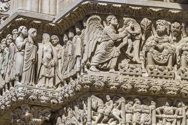 Детали Крупным Планом Фасада Церкви Святого Трофима Арле Франция — стоковое фото