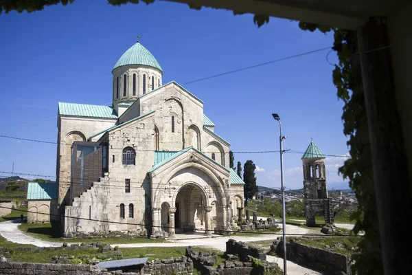 Widok Katedrę Bagrati Mieście Kutaisi Gruzja — Zdjęcie stockowe