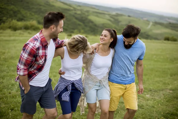 Group Happy Young People Walking Summer Field — Stock Photo, Image