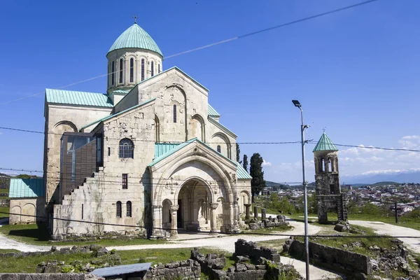 Widok Katedrę Bagrati Mieście Kutaisi Gruzja — Zdjęcie stockowe