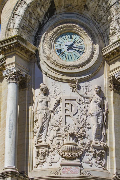 Relógio Construção Lycee Alphonse Daudet Nimes França — Fotografia de Stock