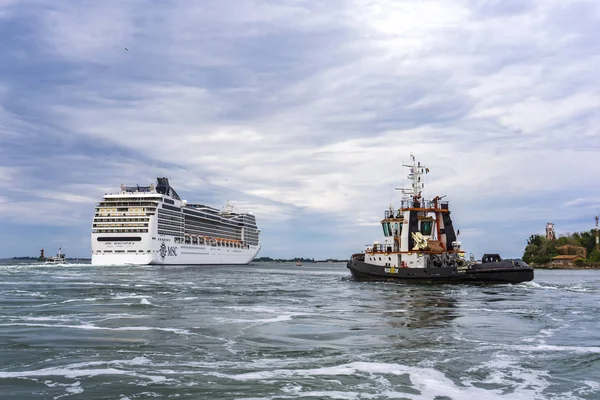Venetië Italië Mei 2019 Mening Bij Msc Magnifica Cruiseschip Venetië — Stockfoto