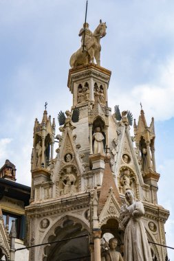 Scaliger Mezarları'nda manzara, Verona, İtalya'da 14.