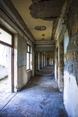 Tskaltubo, Gürcistan - 27 Nisan 2019: Tskaltubo, Gürcistan'da terk edilmiş Sovyet Sanatoryum Meshakhte'nin detayı. Tskaltubo Sovyet döneminde önemli bir kaplıca tesisi oldu.