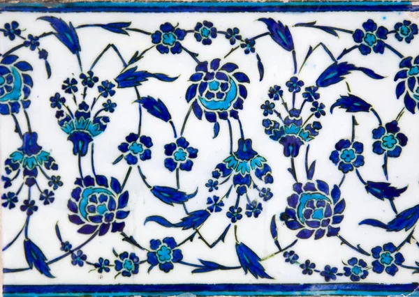 Alte Osmanische Handgefertigte Türkische Fliesen Mit Floralen Mustern Aus Dem — Stockfoto