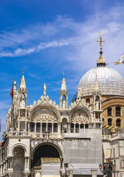 Venetië Italië Mei 2019 Ongeïdentificeerde Mensen Basiliek Van San Marco — Stockfoto